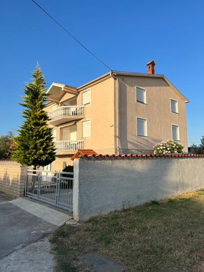 Apartments Ban Galižana Exterior foto